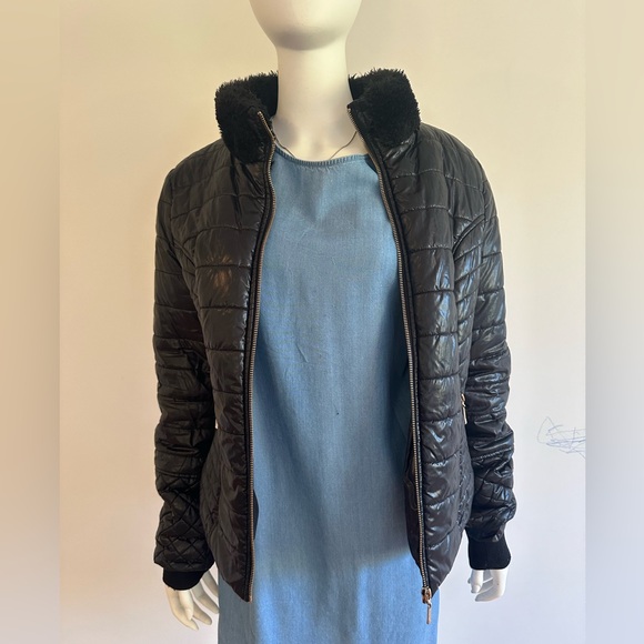 Guess Women's Faux Fur Trim Jacket Black Shiny Winter/Fall Packable Coat Size M - Picture 5 of 17